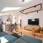 In 41689 Apartamento