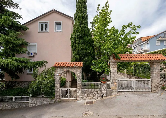 In 41689 Διαμέρισμα *